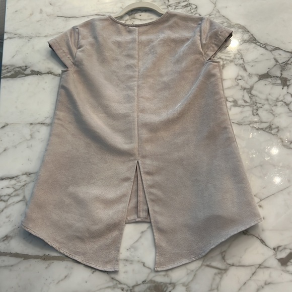 Waverly Grey liberant faux suede cap sleeve top. In excellent condition. - Picture 5 of 6